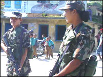 नेपाल की महिला सैनिक