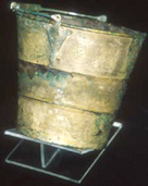 Photo of the bucket that was discovered in a Viking grave in Skei