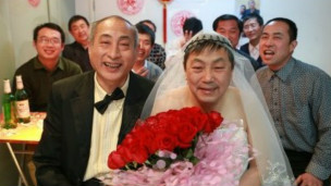 兩名北京同性戀退休男性的婚禮