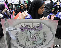 دانشجويان ايران طرفدار برنامه هسته ای