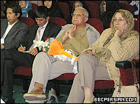 استاد رهنورد زرياب (نفر وسط) در جشنواره ادبی قند پارسی در تهران