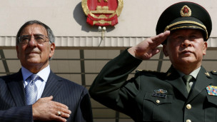 Lương Quang Liệt đón Panetta