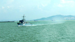 Tàu Việt Nam tuần tra chung với tàu Trung Quốc