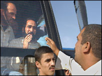 Retorno foi marcado por reencontro de famílias