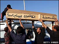 Caixão de vítima da tragédia de quarta-feira