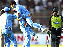 कराची में भारतीय खिलाड़ी