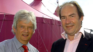 Elfed Roberts a Jeremy Wood o  Esquel