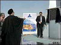 خاتمی طرح عسلويه را افتتاح می کند