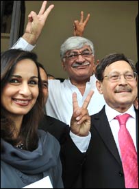 شیری رحمان، فاروق اے نائیک، اسفندیار ولی