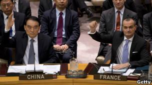 中国代表举手投票