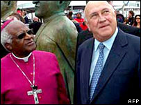 Arcebispo Desmond Tutu e ex-presidente da África do Sul FW de Klerk
