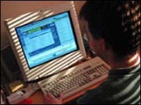   انٹر نیٹ پر خودکشی