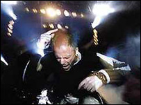 Pesquisa concluiu que música ajuda pacientes a controlar a dor