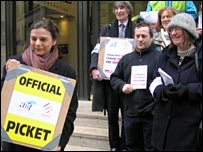 英国大学教师工会罢工