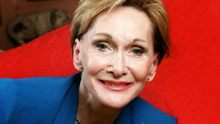 Siân Phillips