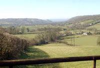 Golygfa o ben uchaf dyffryn Aeron