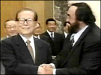 Jiang Zemin e Luciano Pavarotti