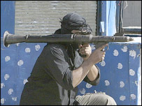 یک عضو سپاه مهدی در شهرک صدر