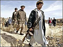 Facções mujahedin unem-se para combater soviéticos