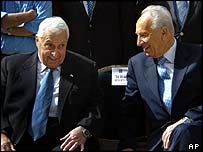 Ariel Şaron ve Şimon Peres