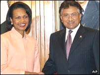 Condoleezza Rice e Pervez Musharraf