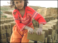 يکی از باشنده های ولايت لوگر