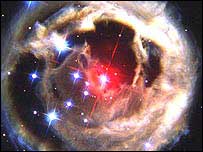 A estrela Monocerotis V838