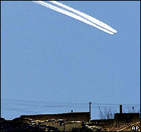 بمباران هوایی