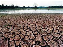 خشکی دریاچه - عکس از آرشیو