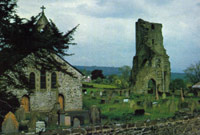 Talyllychau, yr Eglwys a'r Abaty.  Llun trwy garedigrwydd Brenda James.