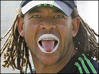 साइमंड्स