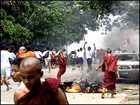 Các nhà sư biểu tình tháng Chín 2007