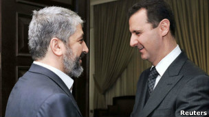 اسد و خالد مشعل رهبر سیاسی حماس