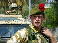 Irak'ta bir İngiliz askeri