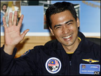 Malezyalı astronot Şeyh Muzaffer Şukor