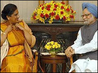 President Kumaratunga with Indian PM Manmohan Singh