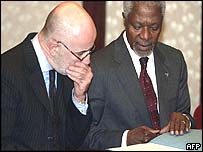 Alvaro De Soto ve Kofi Annan
