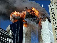 11 Eylül günü Dünya Ticaret Merkezi'nin ikiz kuleleri