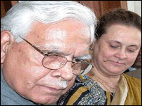 سنگھ سارک وزراء خارجہ کے اجلاس میں شرکت کے لیے اسلام آباد آئے تھے