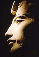Akhenaten, colossus at Karnak