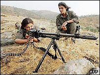 شبه نظامیان گروه کرد پ.ک.ک در کردستان ترکیه