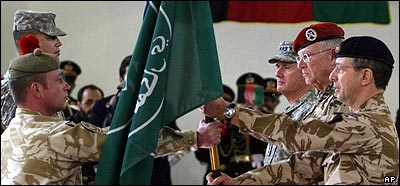 مراسم تغيير فرماندهی ناتو در افغانستان