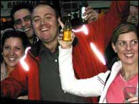 اختتامِ ہفتہ کی شام کی خوشیاں