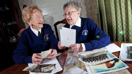 Margaret Street a Margaret Read yn hel atgofion am y Wrens