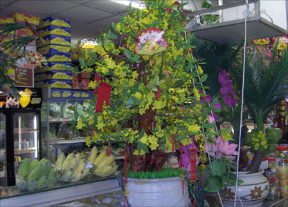 Đi chợ Tết ở London