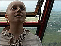 مانیا اکبری، عکس از سایت شخصی 