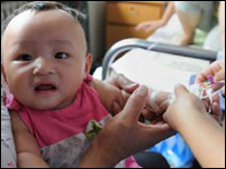 Một em bé được chữa trị tại tỉnh An Huy