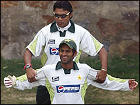 शोएब मलिक और दानिश कनेरिया