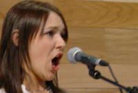 Catherine Ayers - tynnu sylw yn y cyntedd