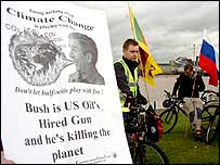 اعتراض به عدم پيوستن آمريکا به پيمان کيوتو